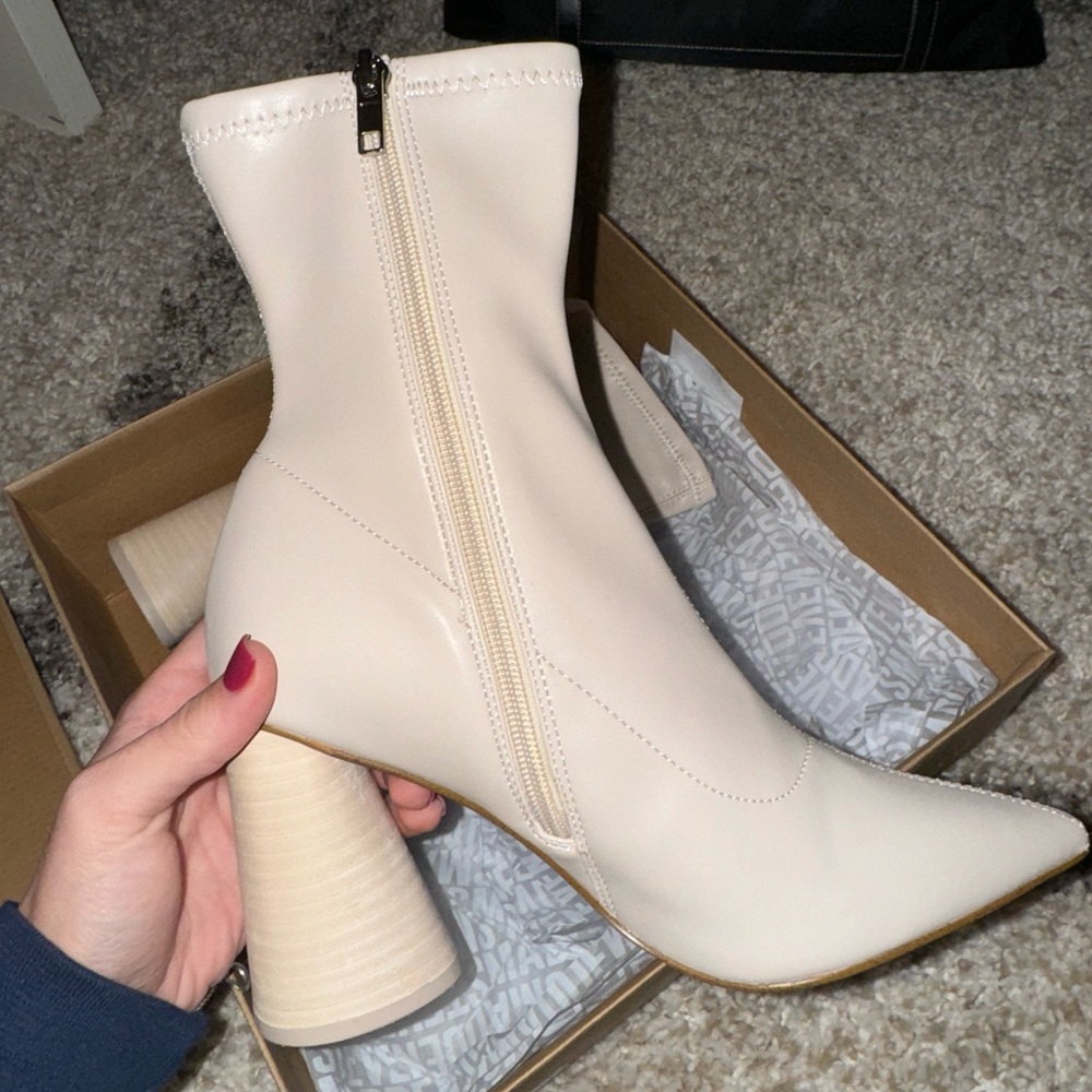 Steve Madden cream bootie
